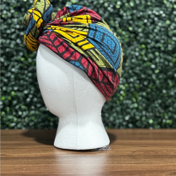 Multicolor Satin Geometric Pattern Headwrap - Picture 2 of 4